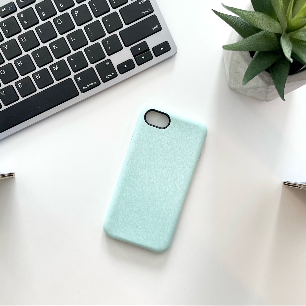 2/$35 iPhone 6/7/8 Case HABITU Mint Semi-Hard